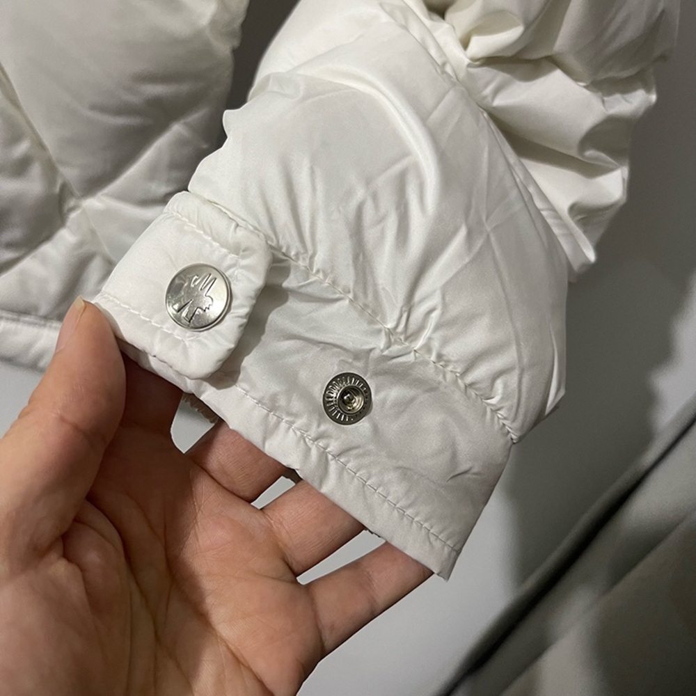 Moncler White Diamond Pattern Down Jacket - image 7